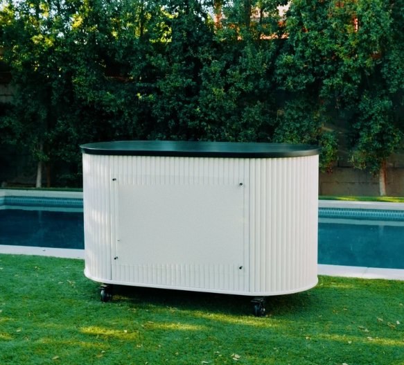 Rounded fluted counter